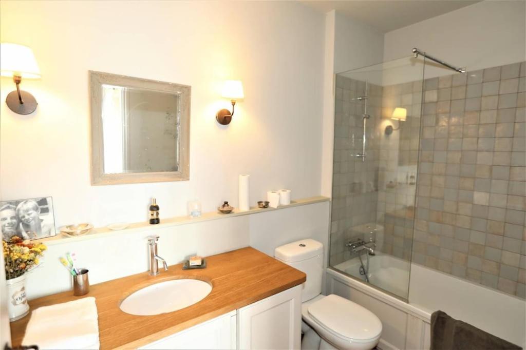 In Gordes, Facing The Entire Luberon Park A Beautiful 5 Bedrooms House Esterno foto