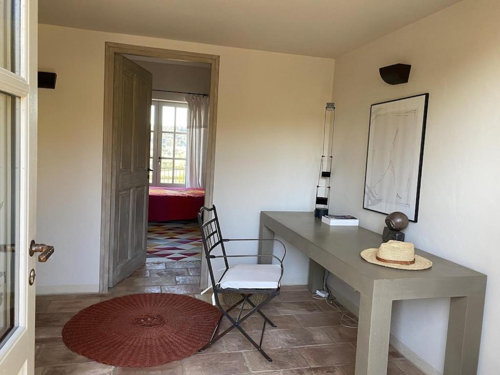 In Gordes, Facing The Entire Luberon Park A Beautiful 5 Bedrooms House Esterno foto