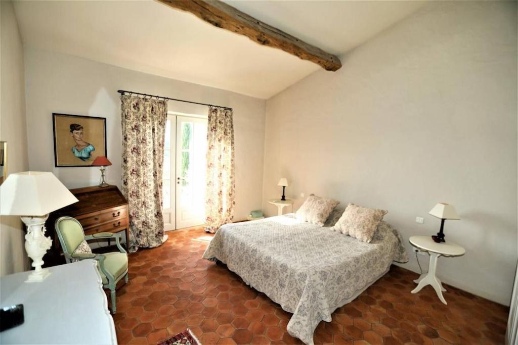 In Gordes, Facing The Entire Luberon Park A Beautiful 5 Bedrooms House Esterno foto