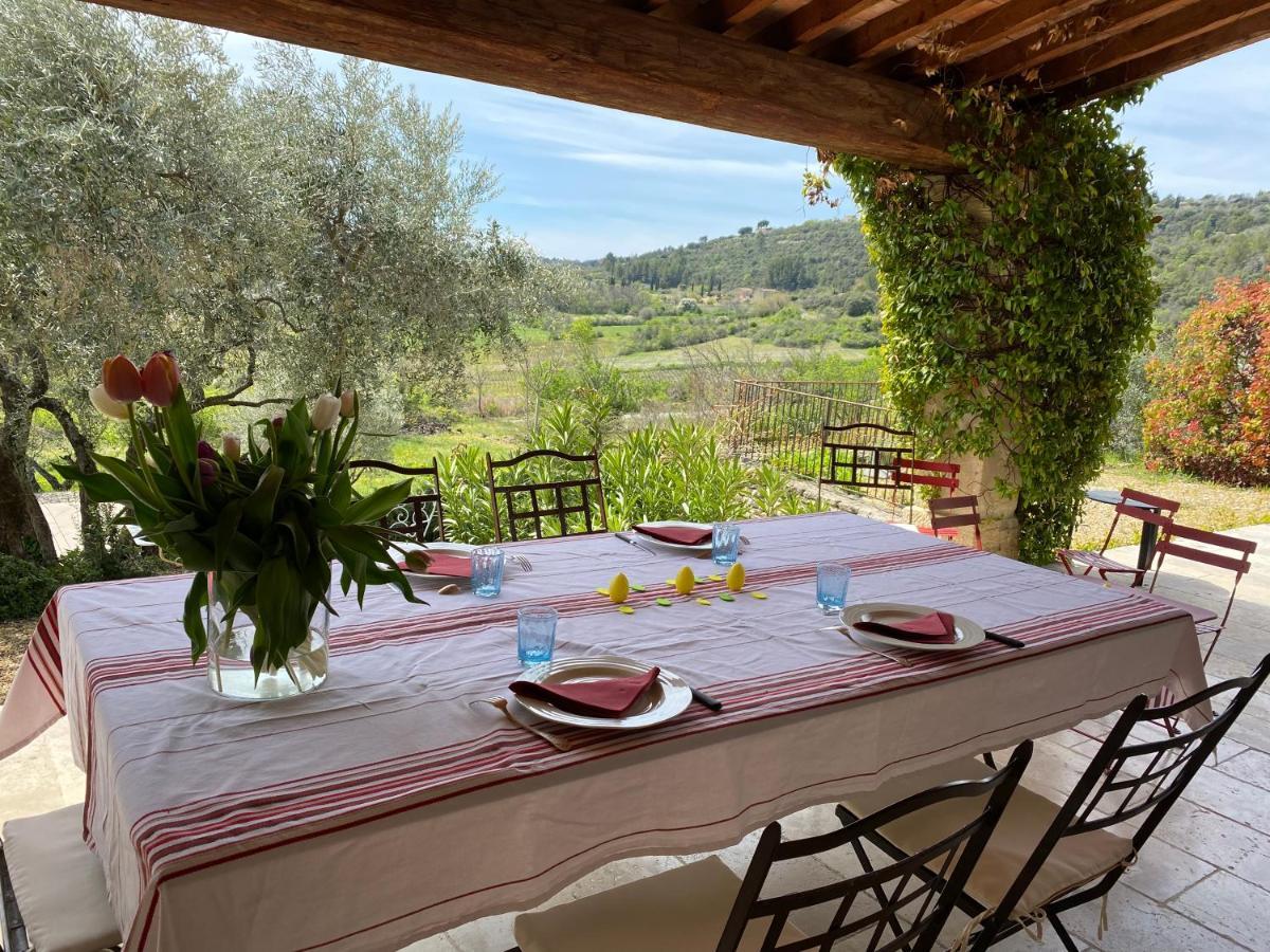 In Gordes, Facing The Entire Luberon Park A Beautiful 5 Bedrooms House Esterno foto